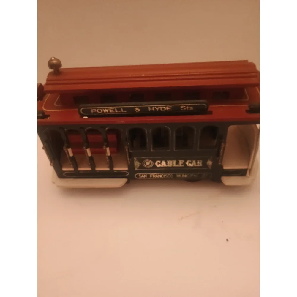 Vintage Powell & Hyde Sts San Francisco Cable Car Wind Up Musical Box Car